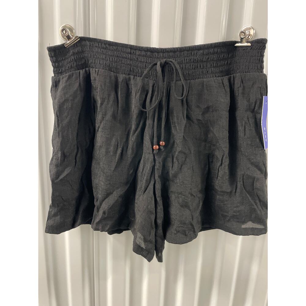 Women’s Apt. 9  Lined Shorts Size M Color Black No pocket and faux tie at waist